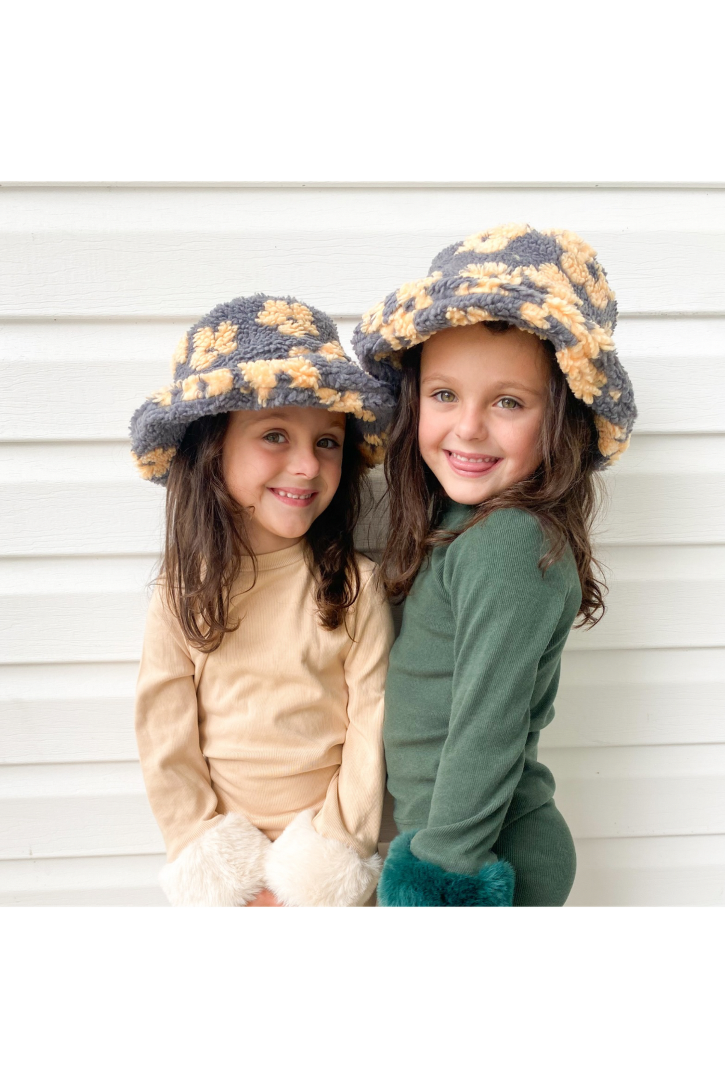 Toddler Sherpa Flower Bucket Hat