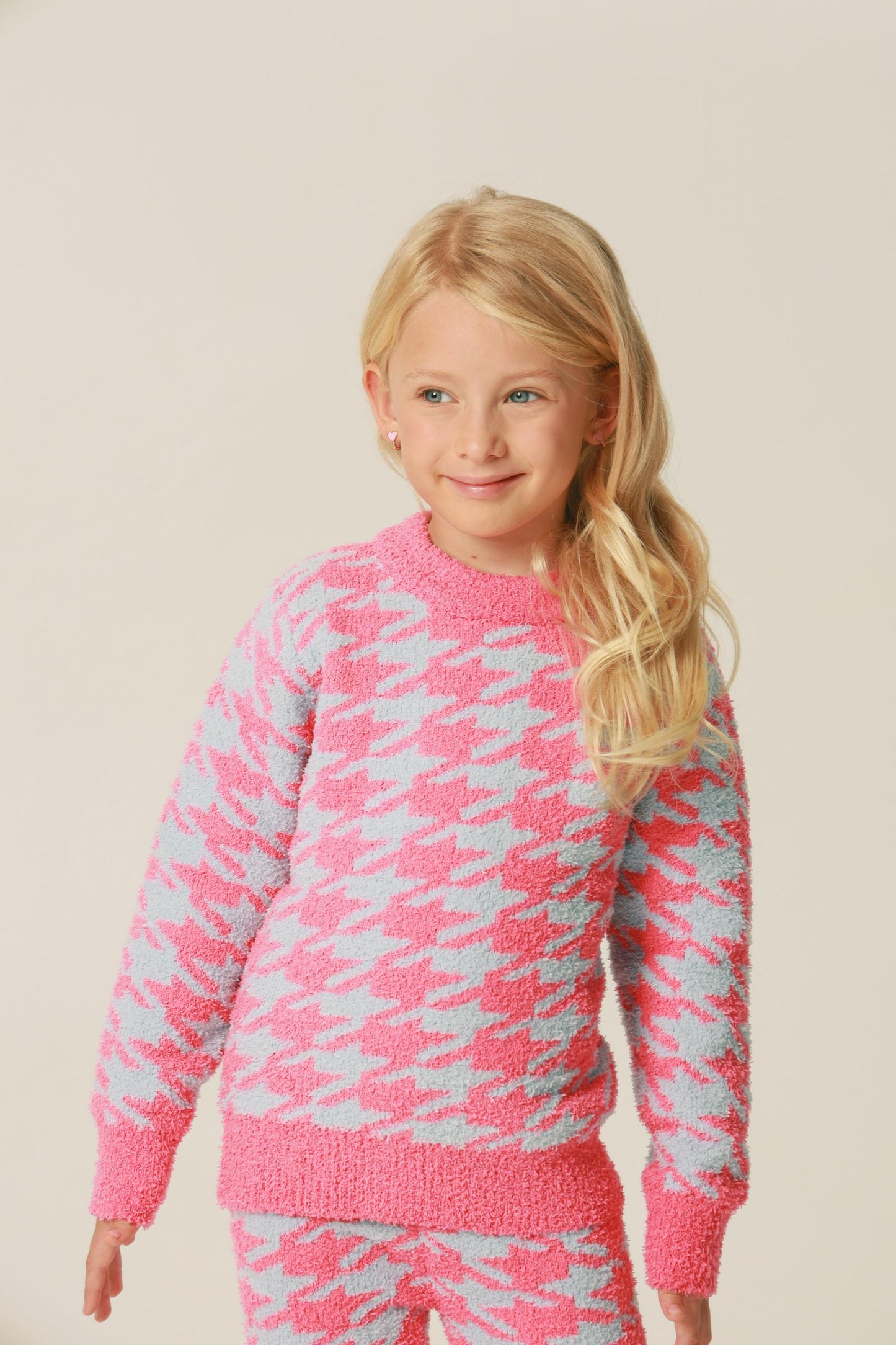 Fuzzy Houndstooth Set